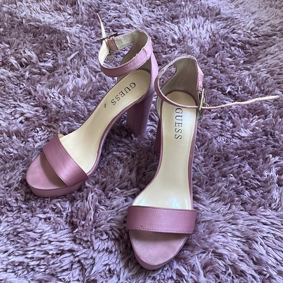 Guess Dust Pink Heels - Picture 1 of 4